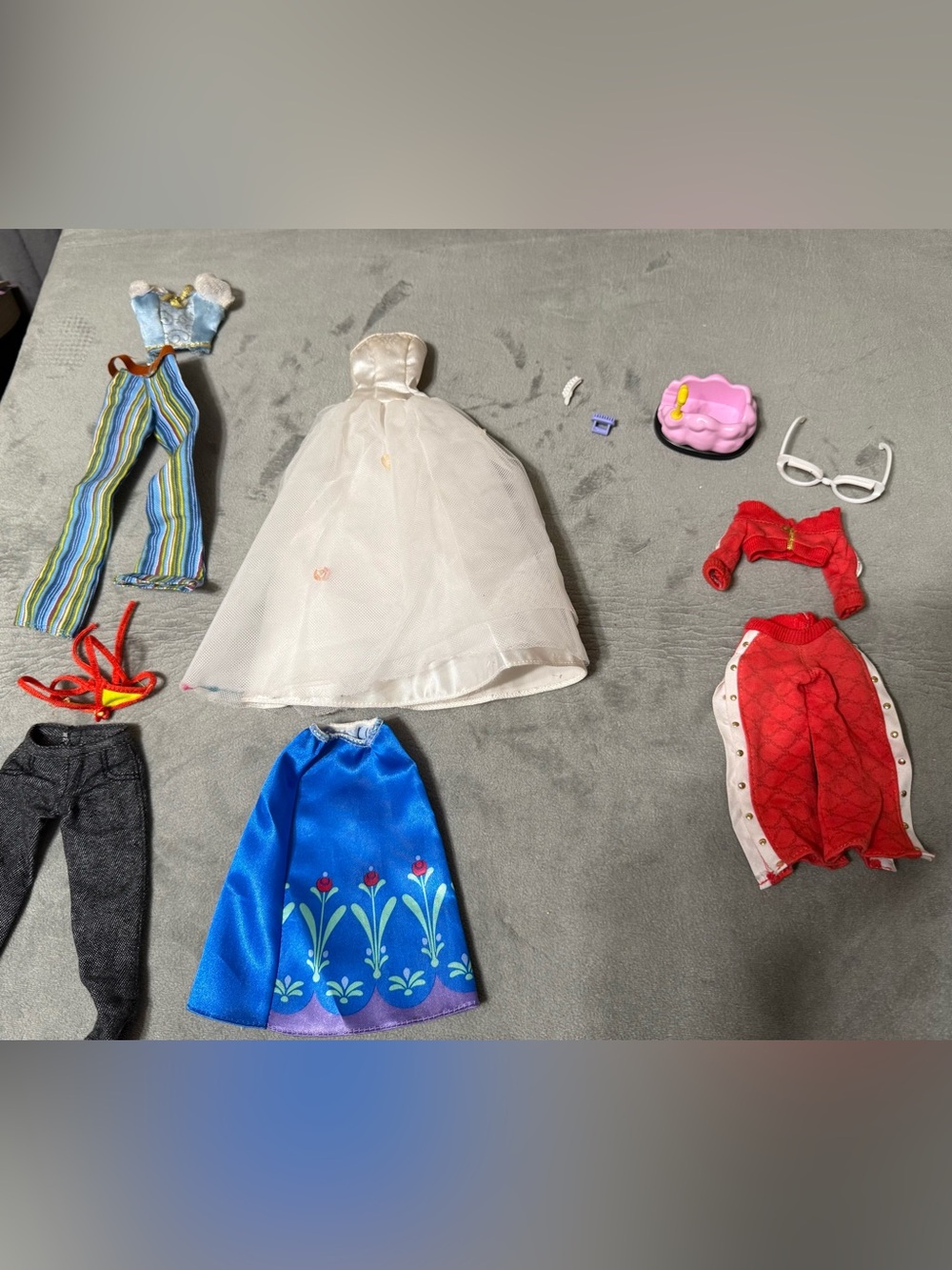 Doll Clothing & Accessories Lot Dresses Pants Glasses